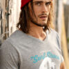 Heavy V-Neck - Graumeliert - Model back