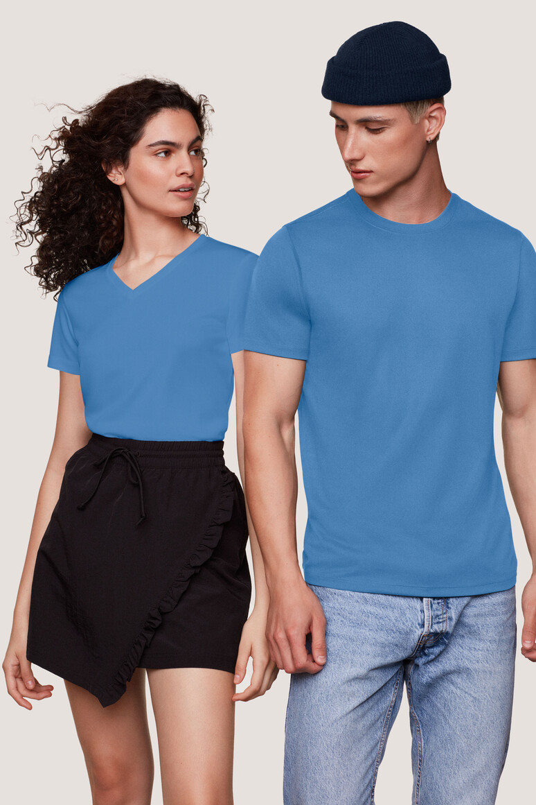 Hakro V-Shirt Damen Coolmax - 041-malibublau - Model