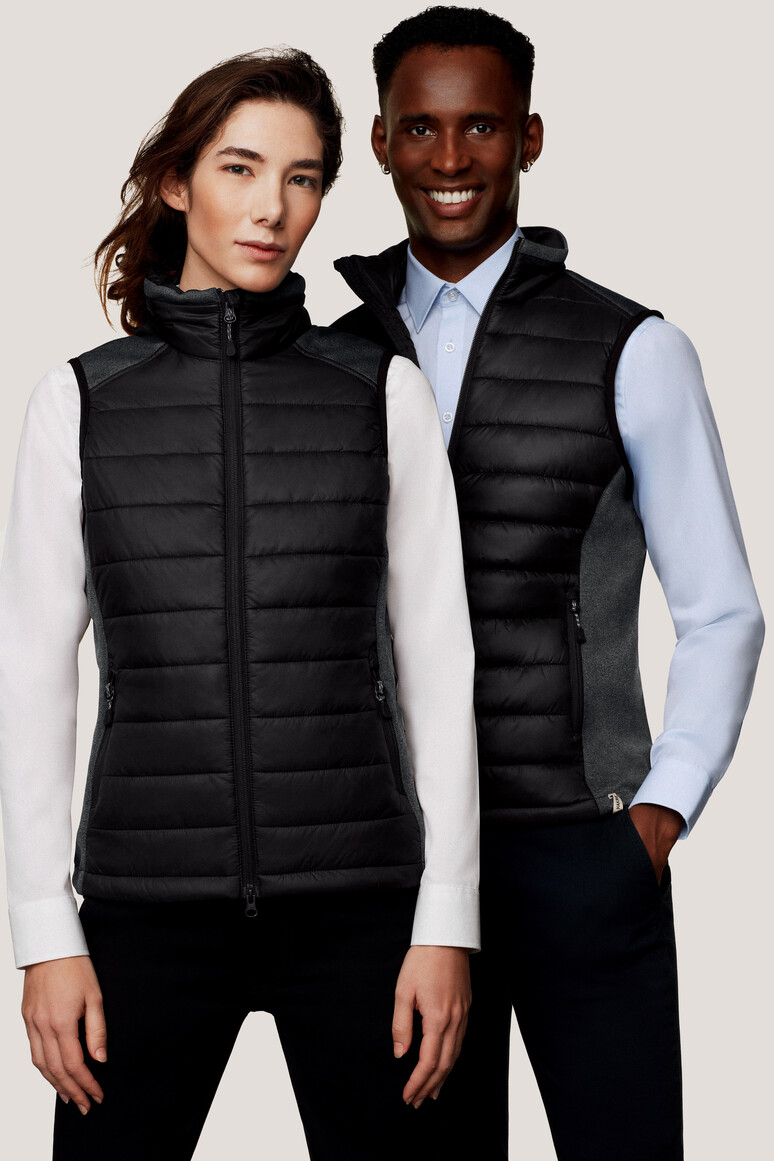 HAKRO Hybridweste Contrast - 005-schwarz - Model